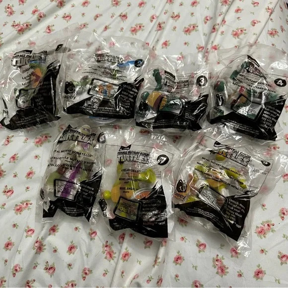 McDonald's 2016 Teenage Mutant Ninja Turtles – lot of 7 - Picture 1 of 8